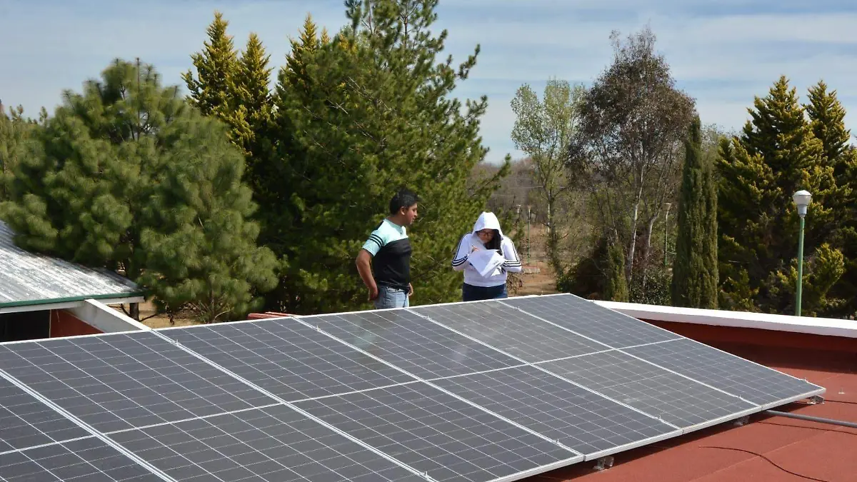 Sistema fotovoltaico UTT 2