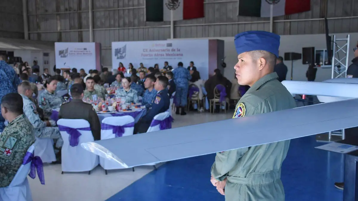 Aniversario Fuerza Aérea 4