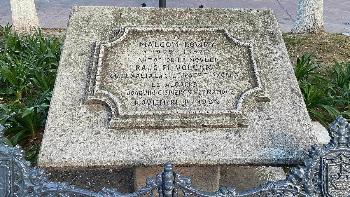 Placa a malcom Lowry