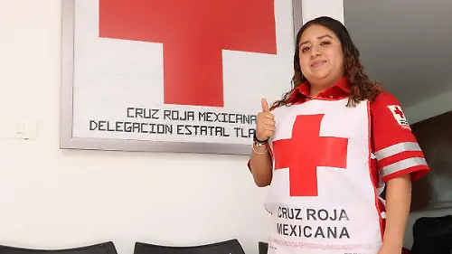 MUJER PARAMÉDICO (1)