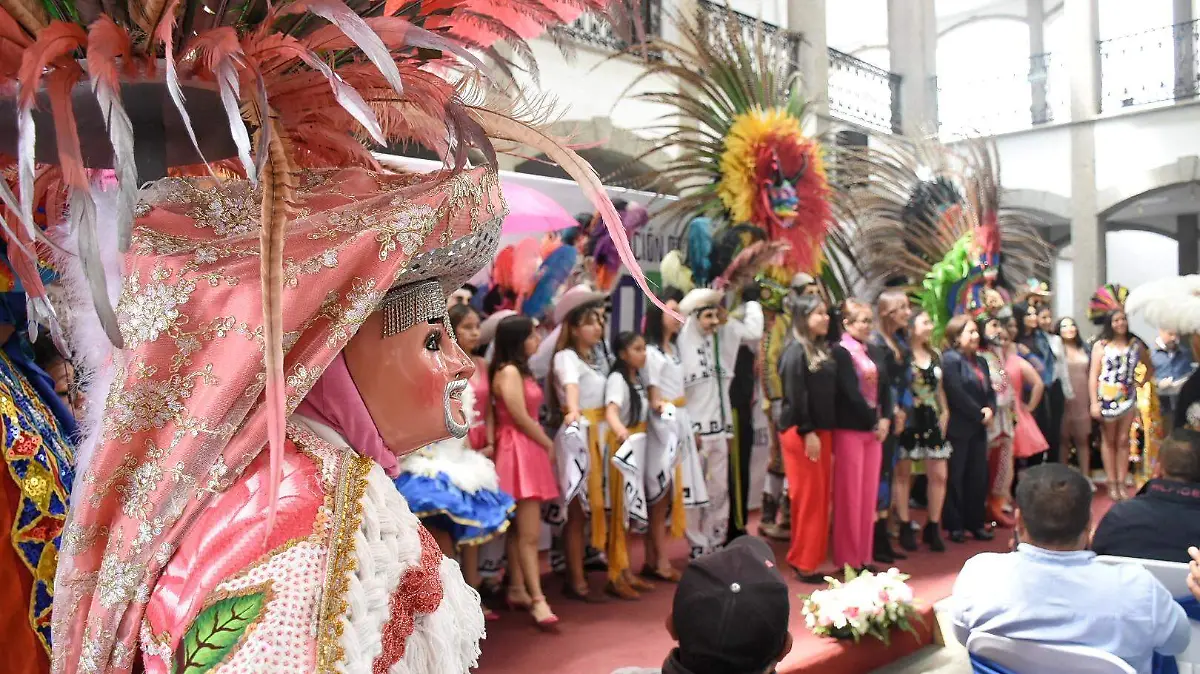Pasarela danzas Carnaval Congreso 2