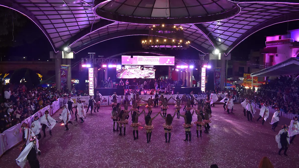 El Concurso Estatal de Camadas 