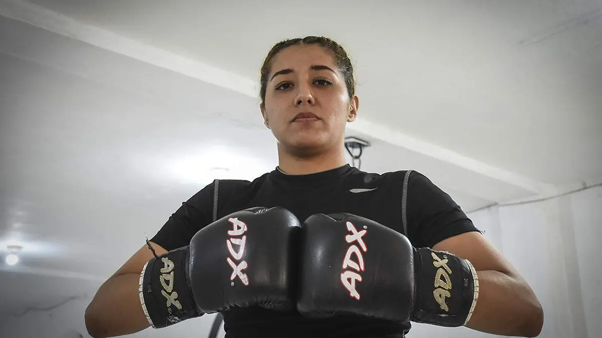 FERNANDA BOXEADORA (2)