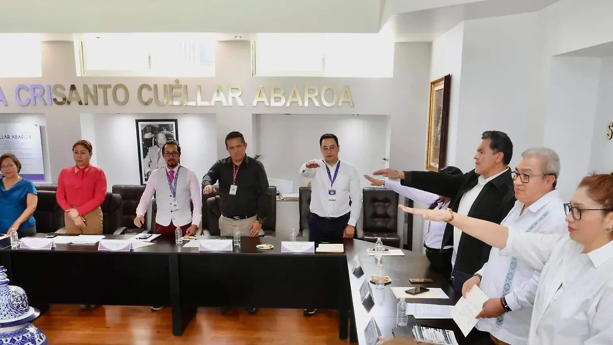 TOMA DE PROTESTA COMITE TRATA