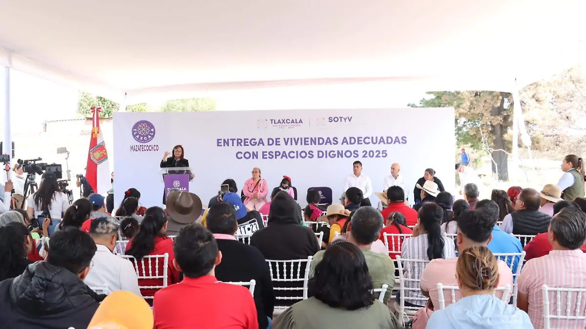 ENTREGA VIVIENDA MAZATECOCHCO 3