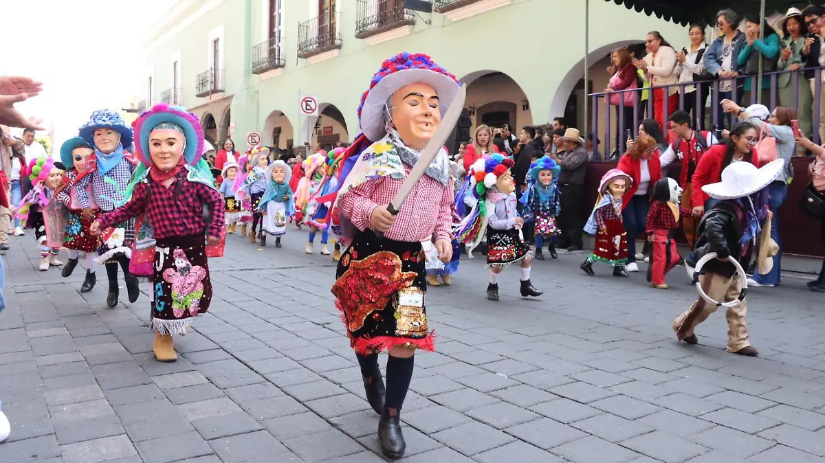 DESFILE INFANTIL CARNAVAL 3