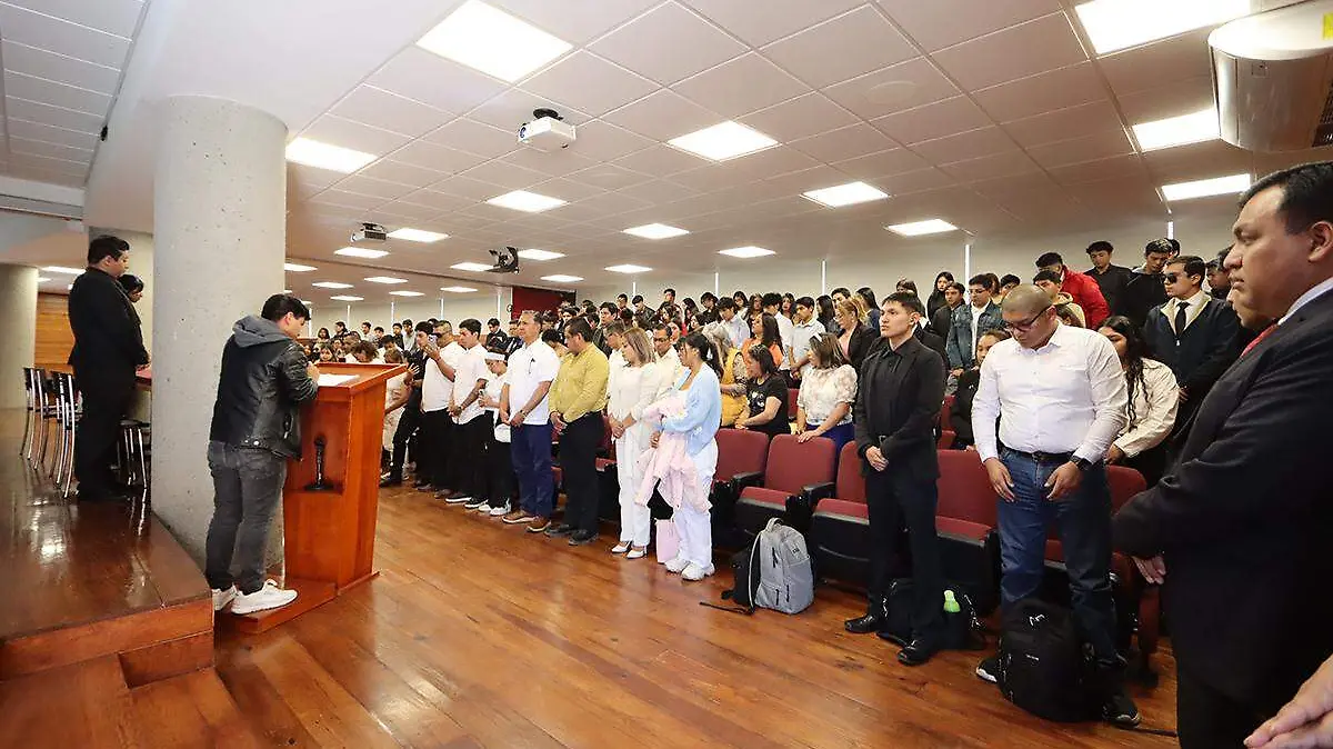 HOMENAJE LUCTUOSO UATX 2