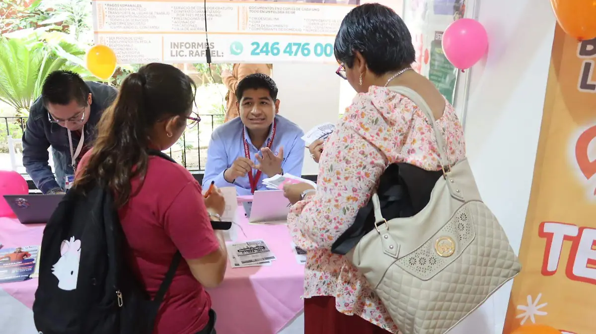 FERIA EMPLEO MUJERES 3