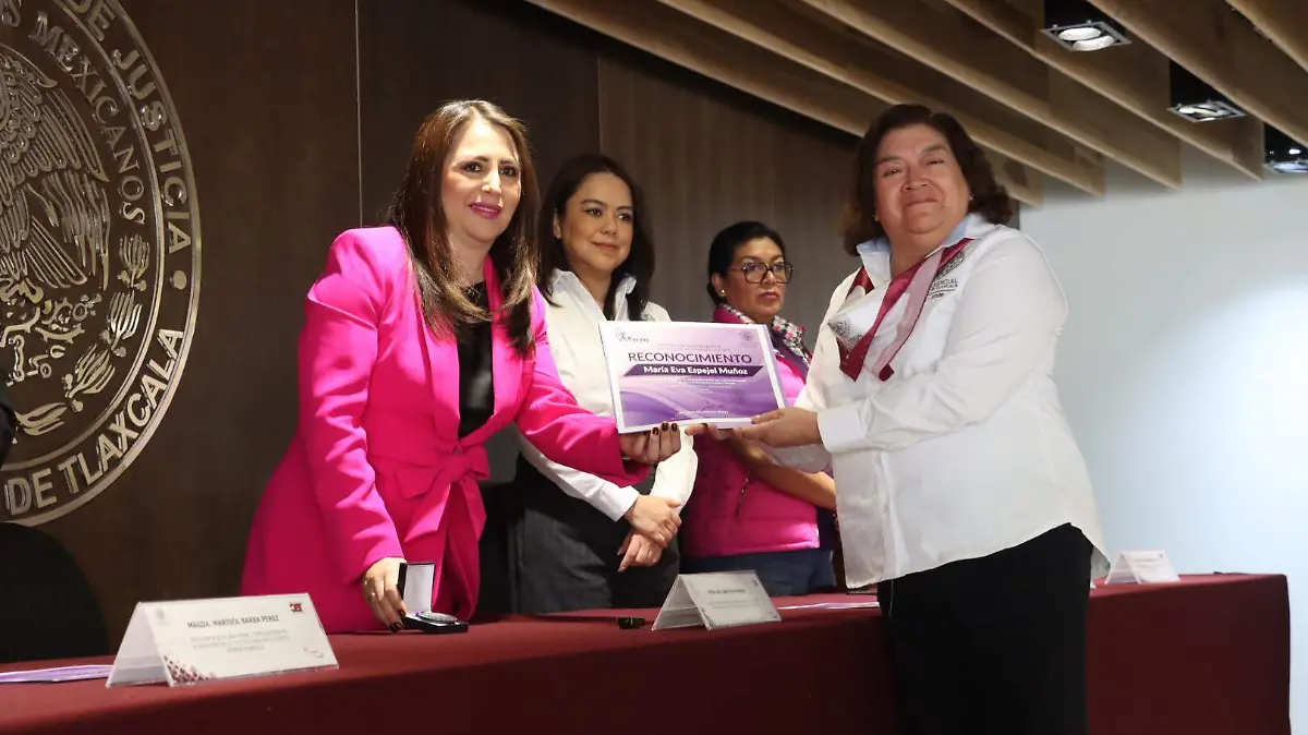 RECONOCIMIENTO MUJERES TSJE 1