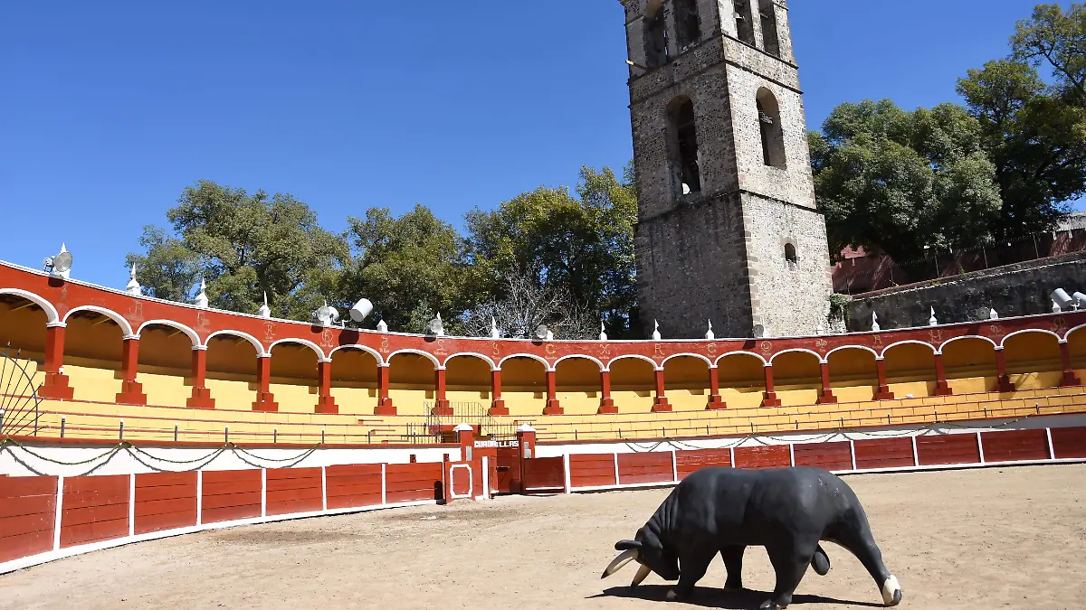 PLAZA DE TOROS (1)