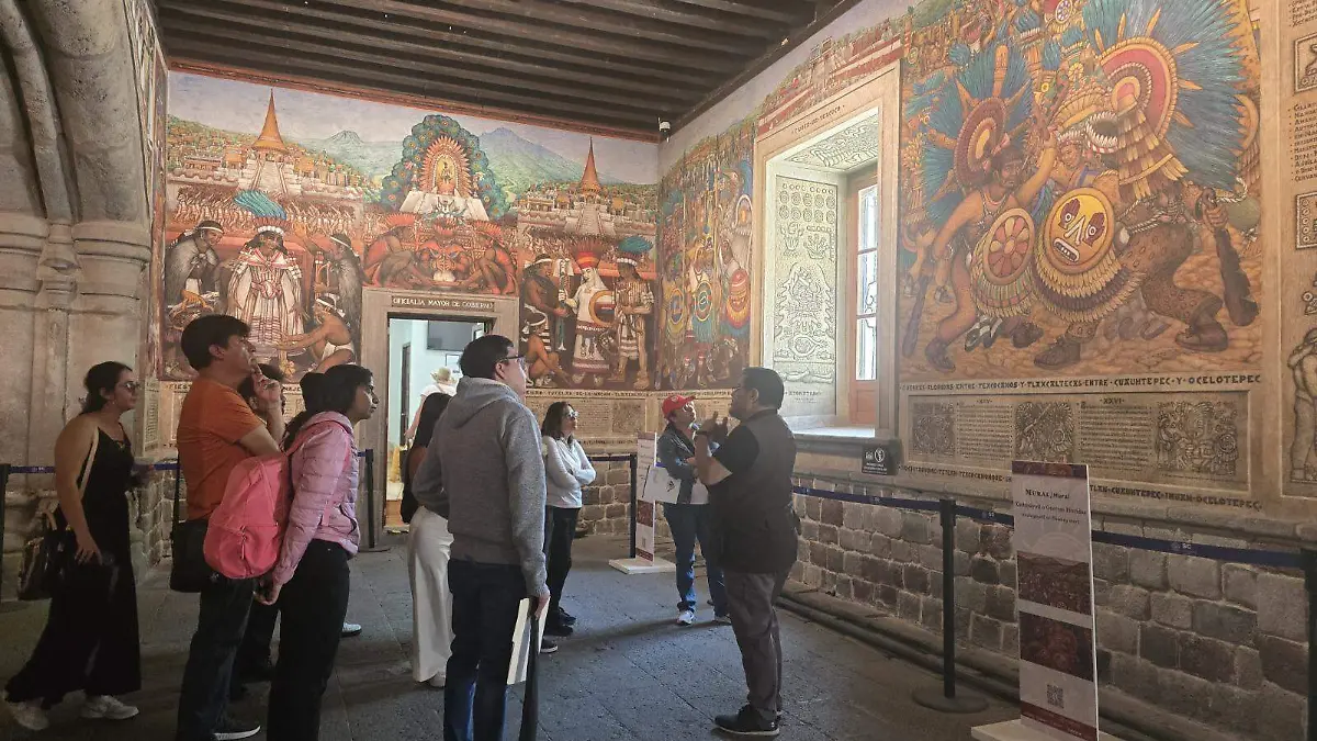 ALUMNOS DE MOVILIDAD UATX MURALES