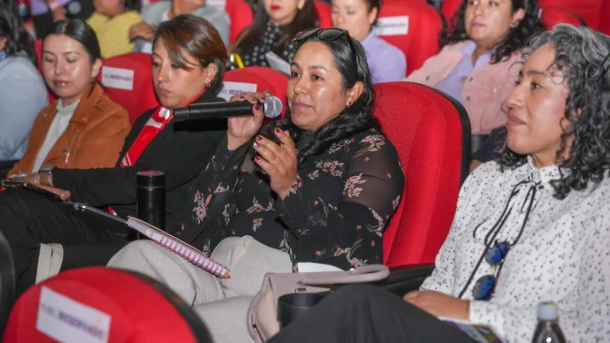 Trabajamos para que las tlaxcaltecas descubran y crean en su propio potencial: Fernanda Espinoza 3