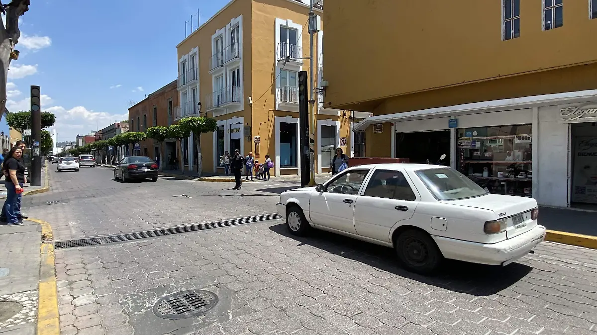 CALLE GURIDI Y ALCOCER 3