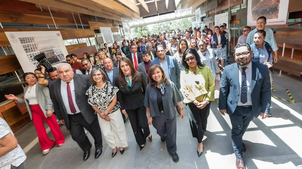 Gobernadora Anuncia 2