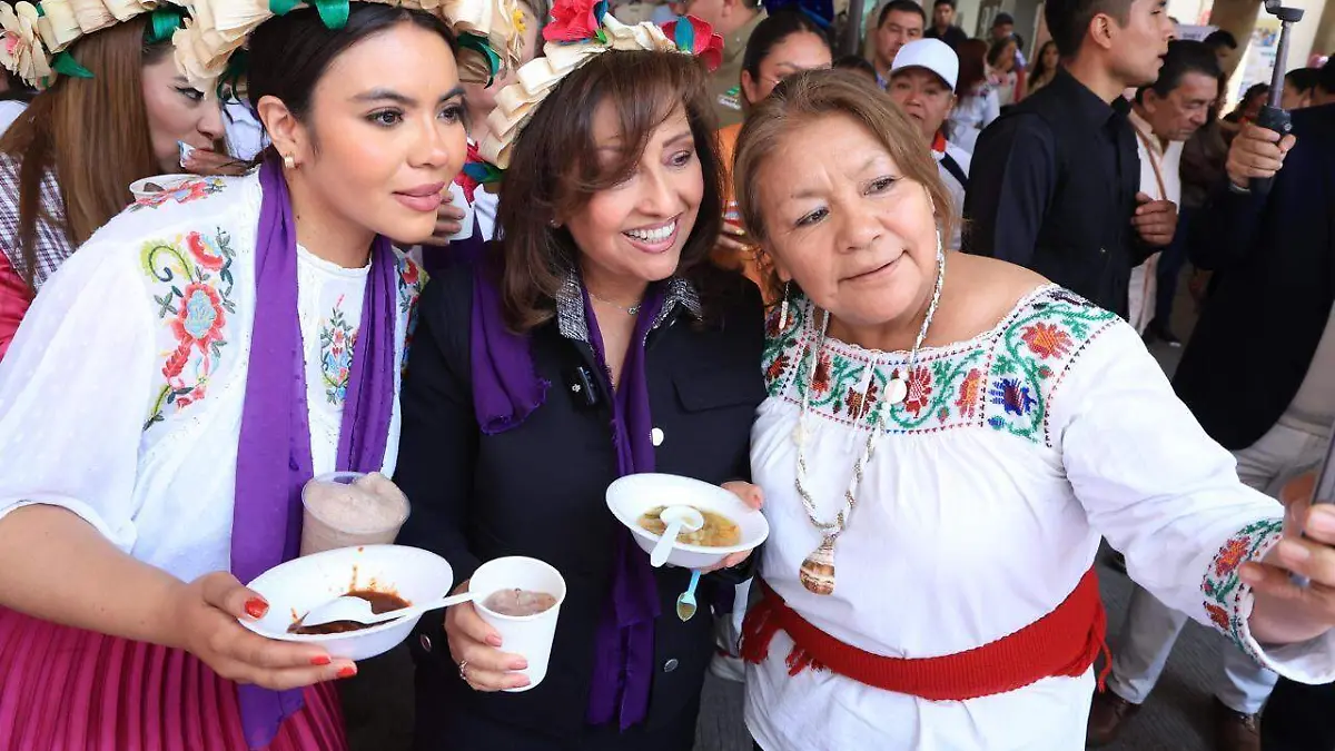 gobernadora mujeres 2