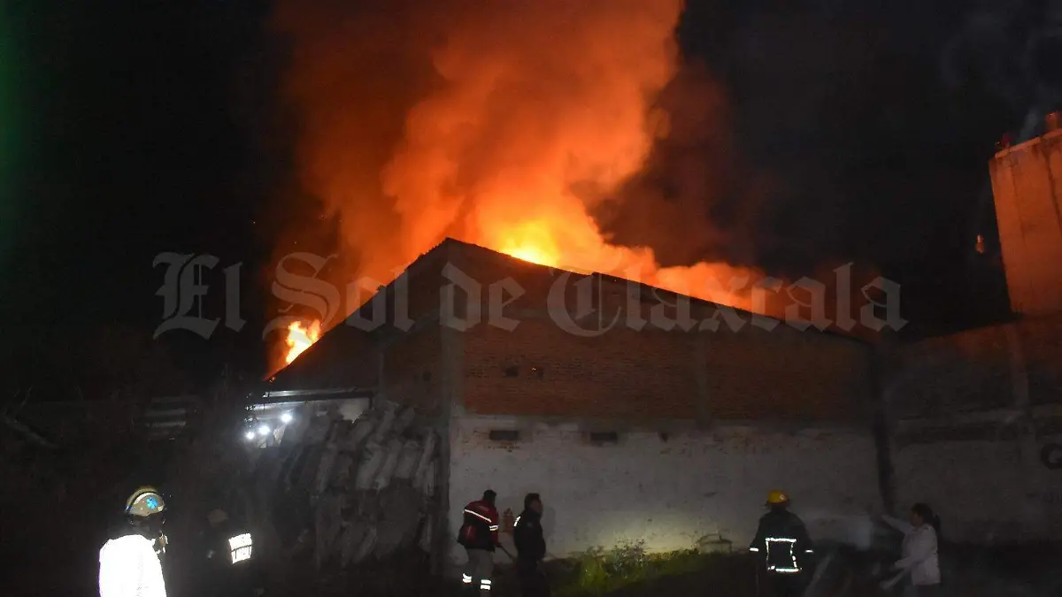 Incendio-fábrica-Contla-(7)