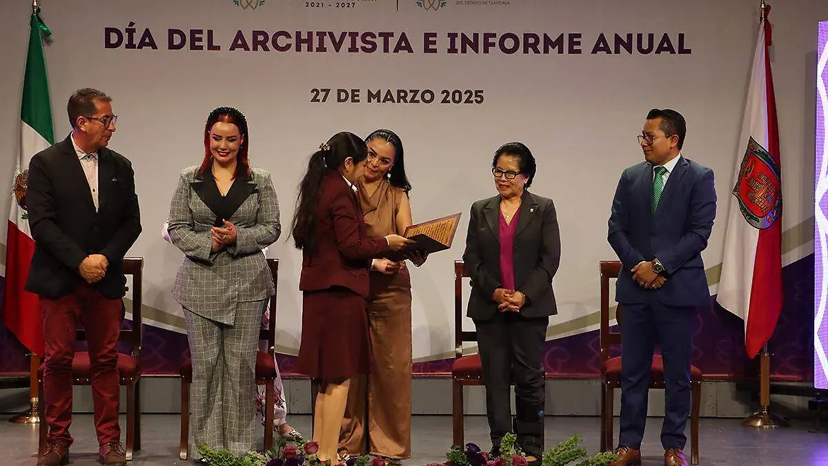 DÍA DEL ARCHIVISTA 3