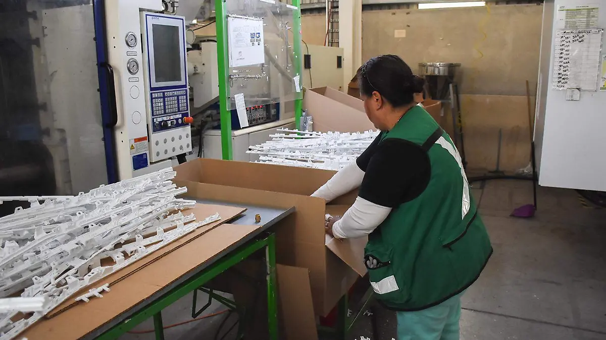 Clúster Empresas Aranceles (1)