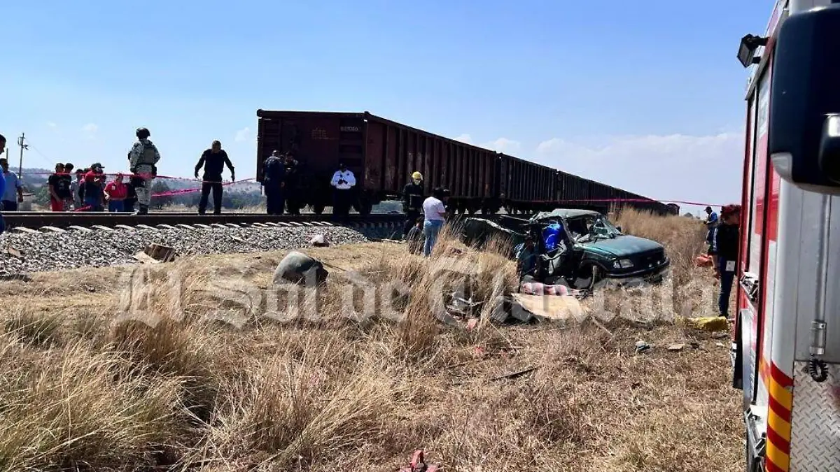 marca Mueren tres personas y dos más resultan heridas en Muñoz