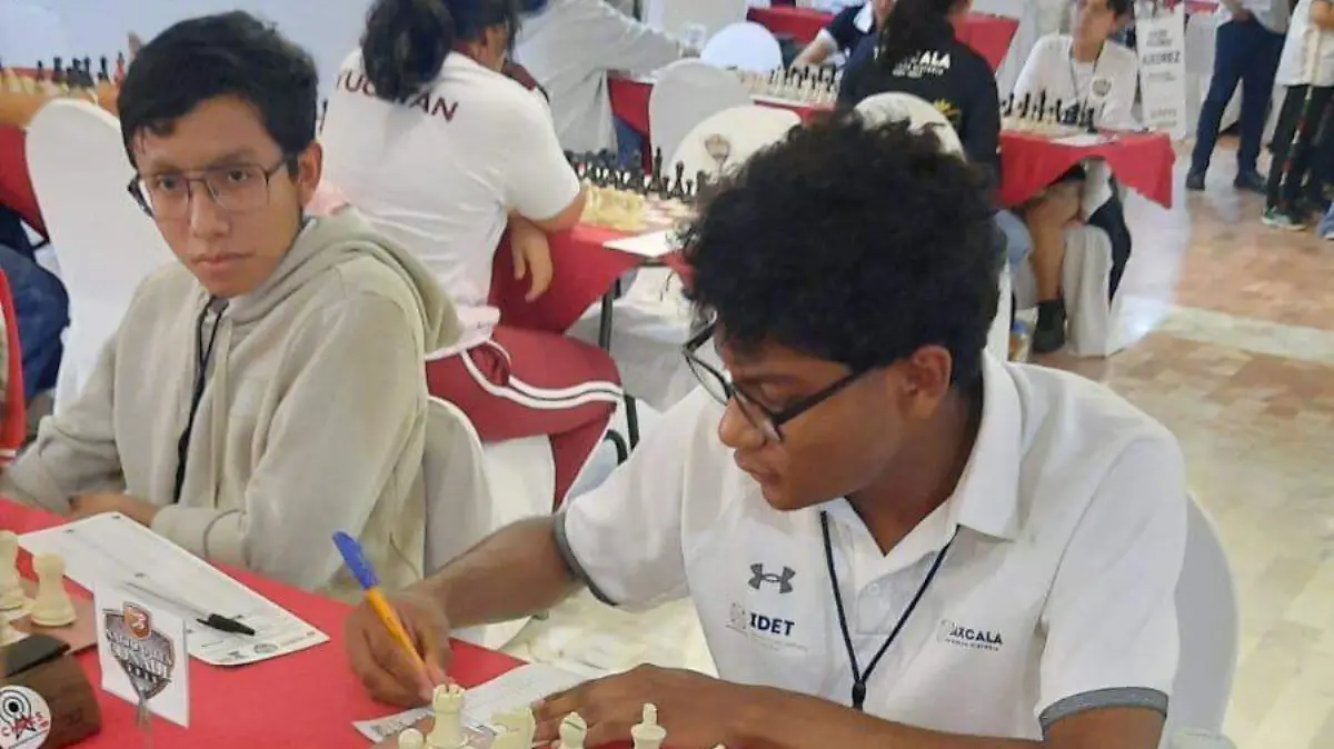 JUAN JOSE TAYLOR AJEDREZ