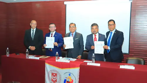 08  Firman convenio de colaboración la UATx y el Instituto de Estudios Migratorios de Texas