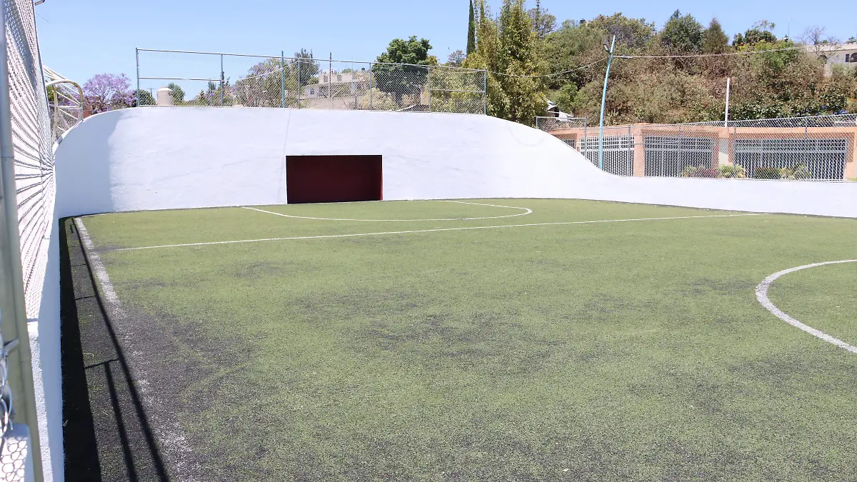 CENTRO ECOTURÍSTICO 4