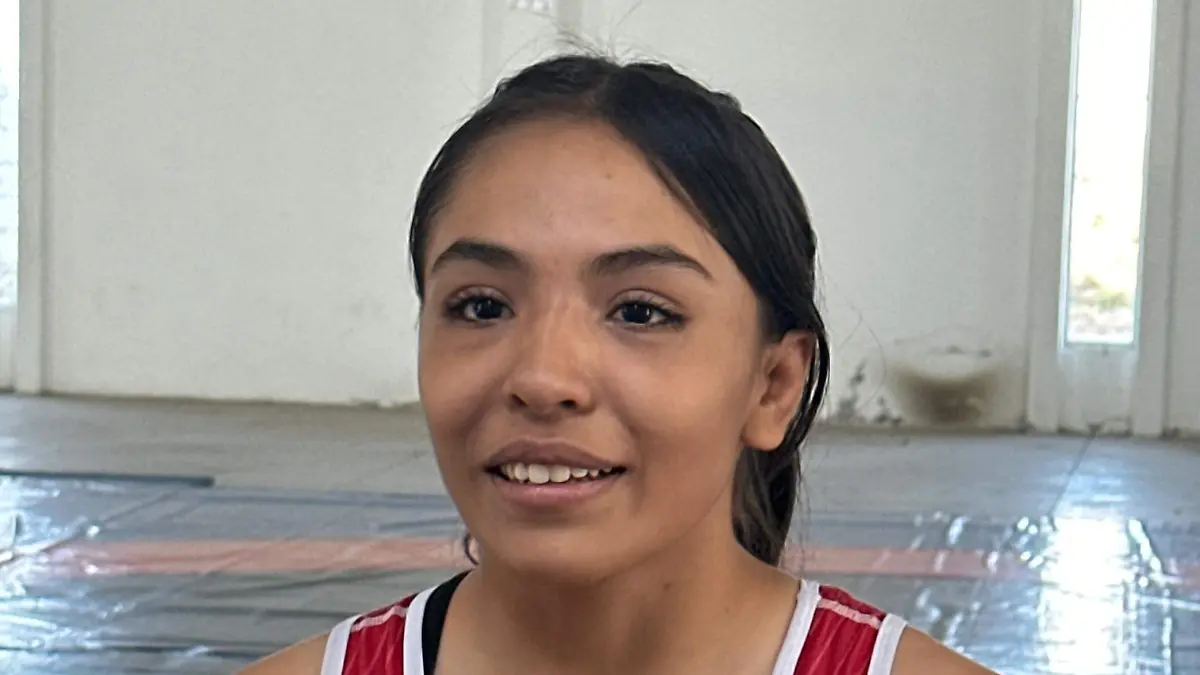 DANA MEDINA ARELLANOS LUCHADORA