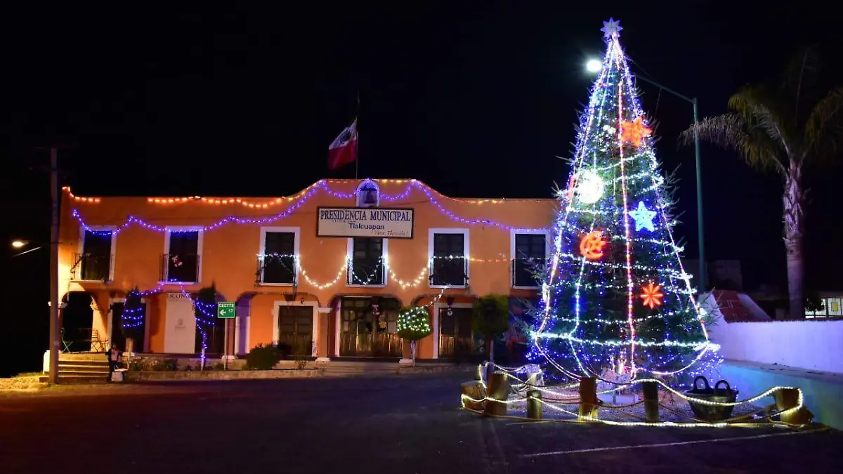 Plaza prinicipal de San Pedro Tlalcuapan