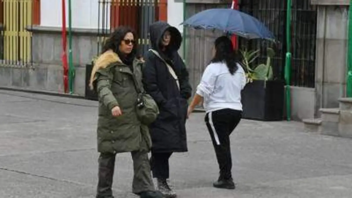 personas abrigadas frío (1)