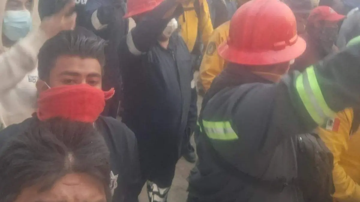 incendios  pastizales bomberos (2).