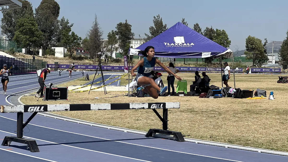 PISTA SINTÉTICA NUEVA HISTORIA