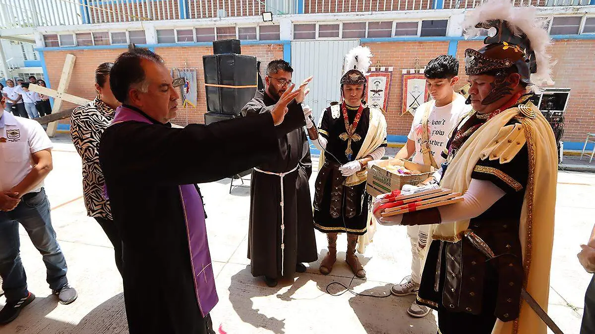 BENDICIÓN VIACRUCIS CHIAUTEMPAN 2