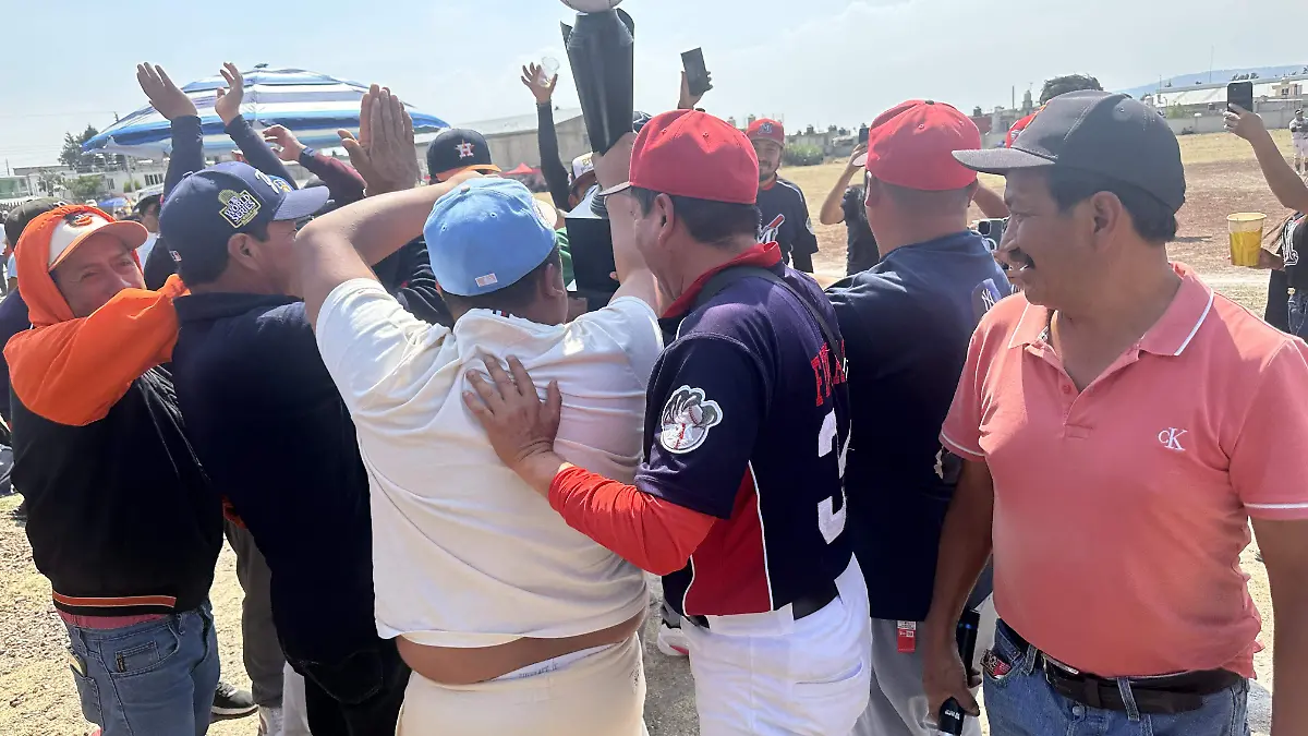 PREMIACIÓN BEISBOL LIGA PRÓSPERO CAHUANTZI