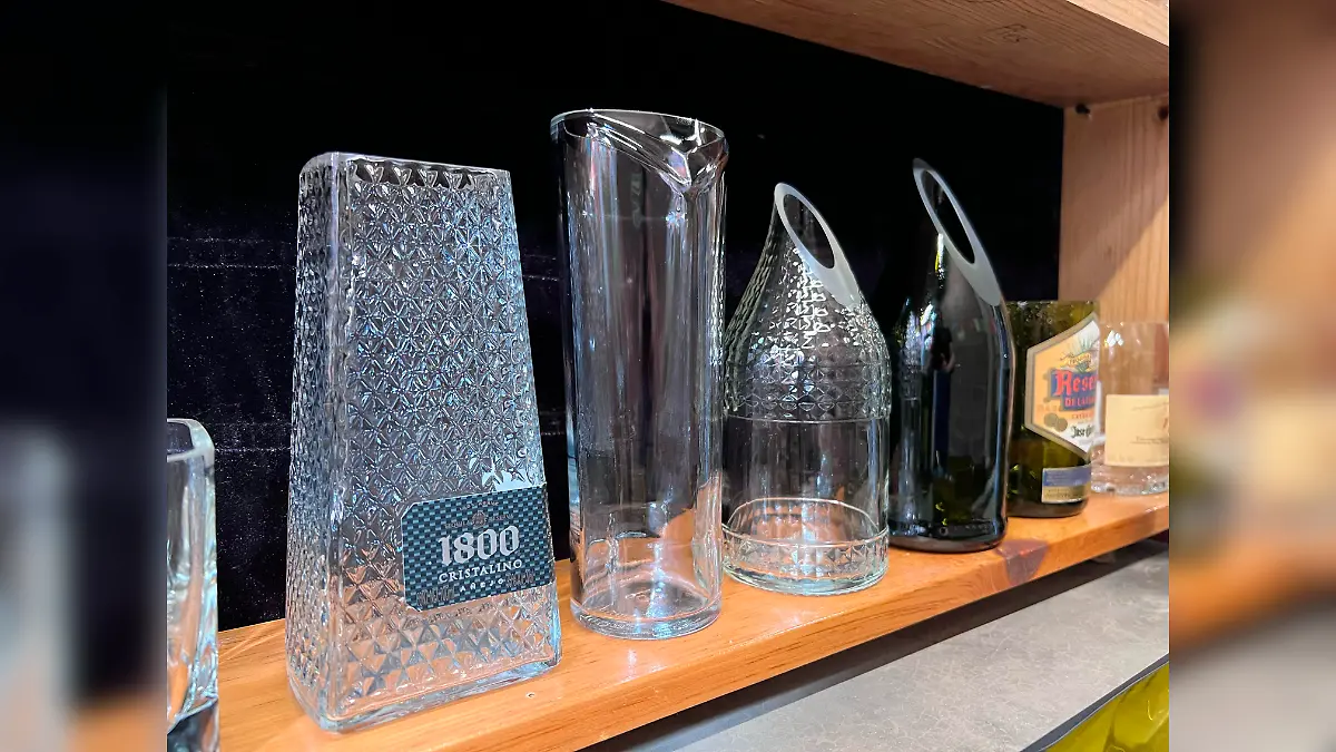 botellas arte objeto 1 1.