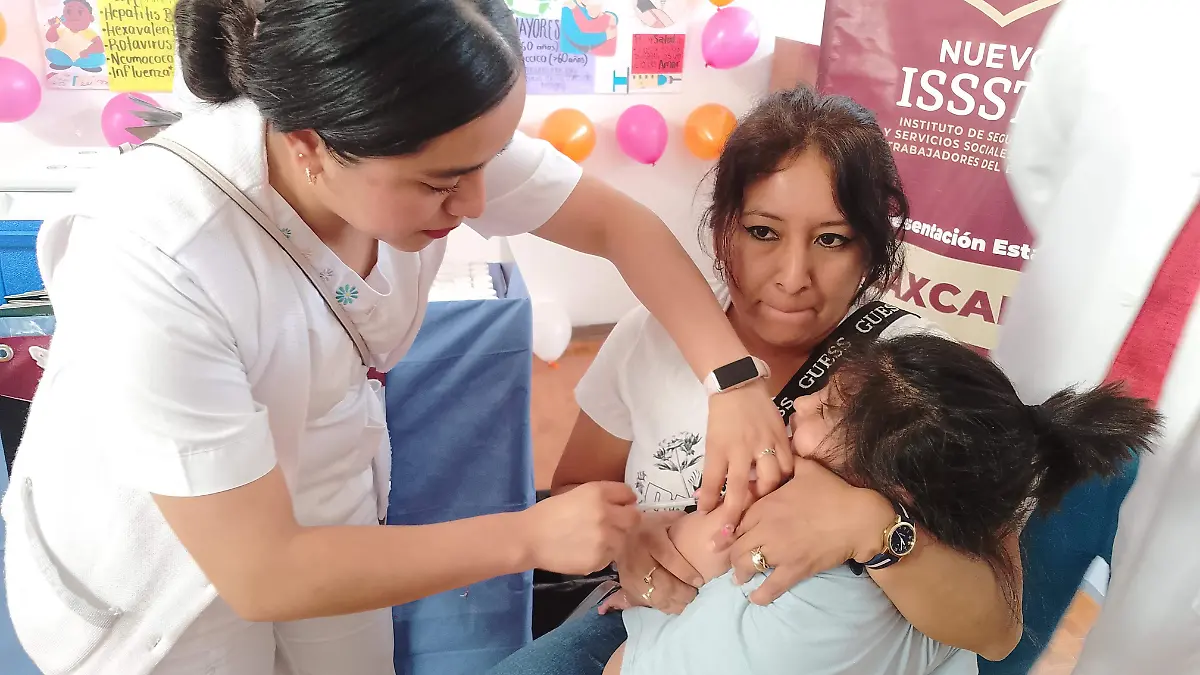 VACUNAS EN MENORES DE EDAD