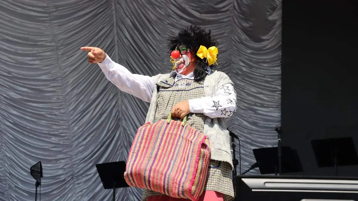 Festejo madre trabajadora 5 - chuponcito