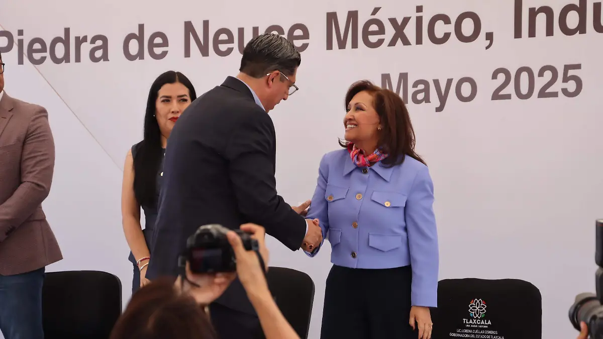 NEUCE PRIMERA PIEDRA 4