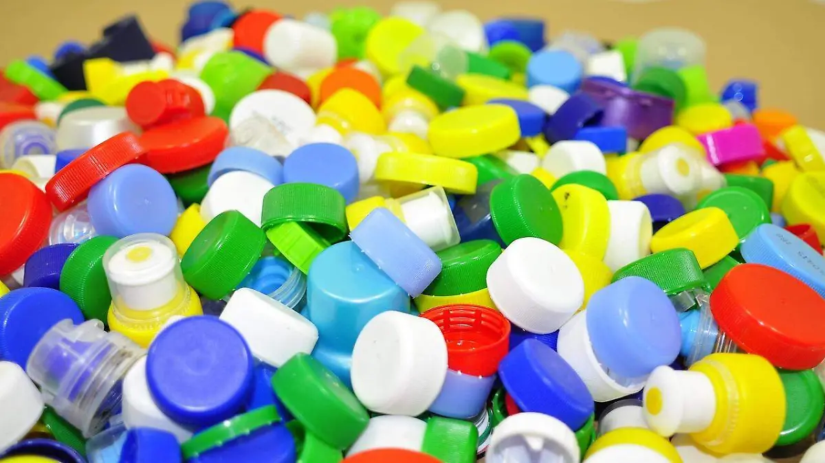 Tapitas, reciclaje, plástico