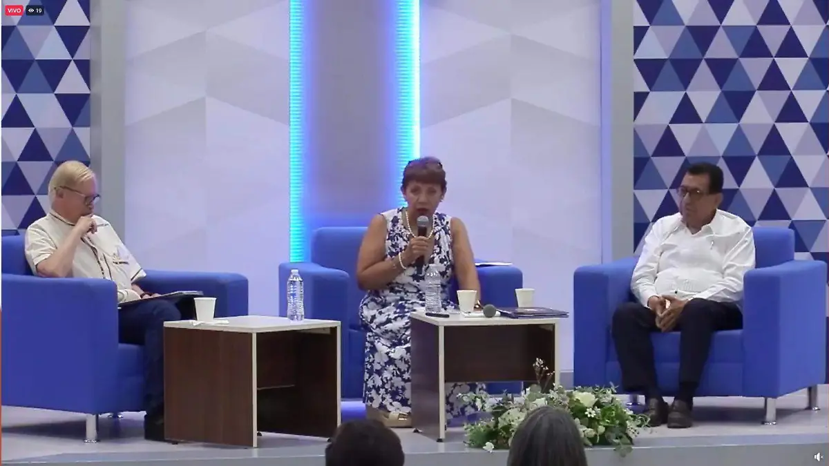 23 Presenta la UATx su Doctorado en Educación Inicial y Gestión de Instituciones (1)