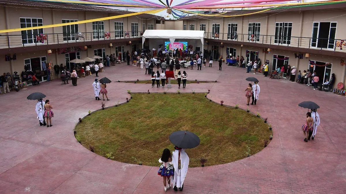 instalaciones del nuevo mercado municipal de Contla