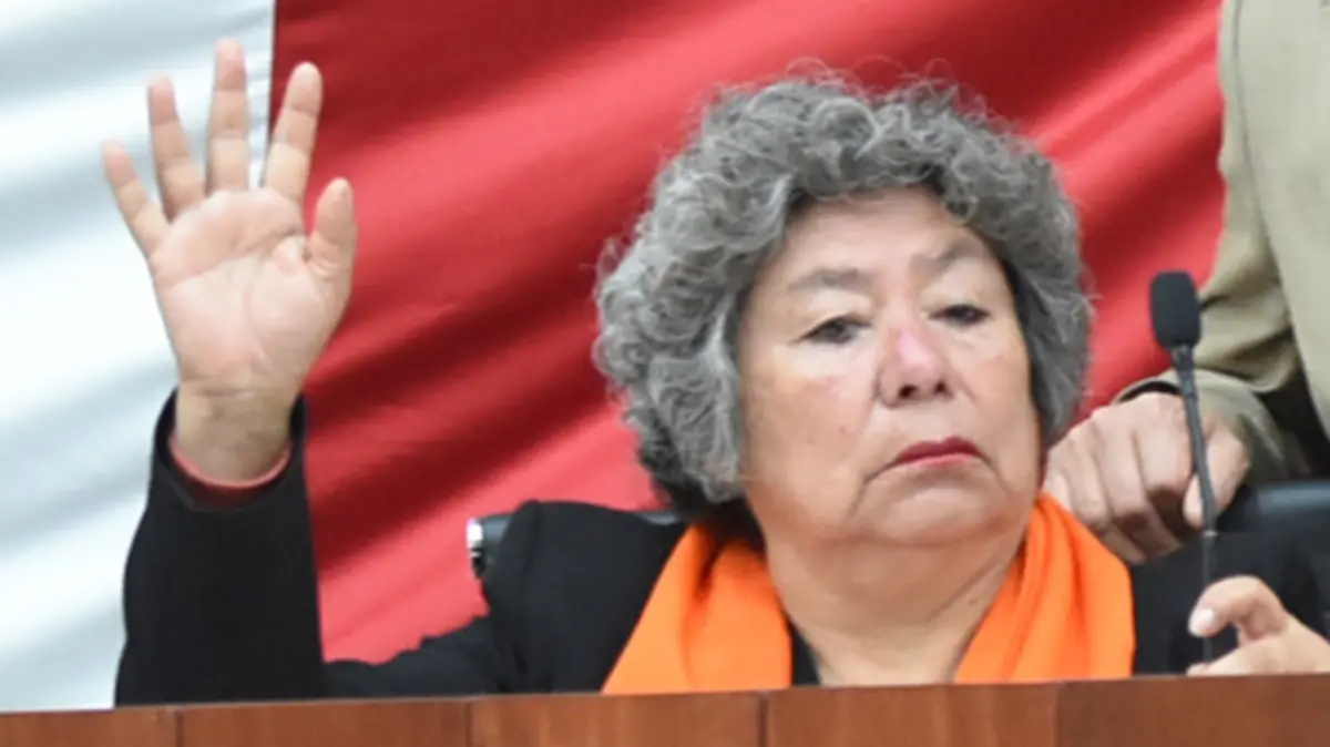 FLORIA-MARÍA-HERNÁNDEZ