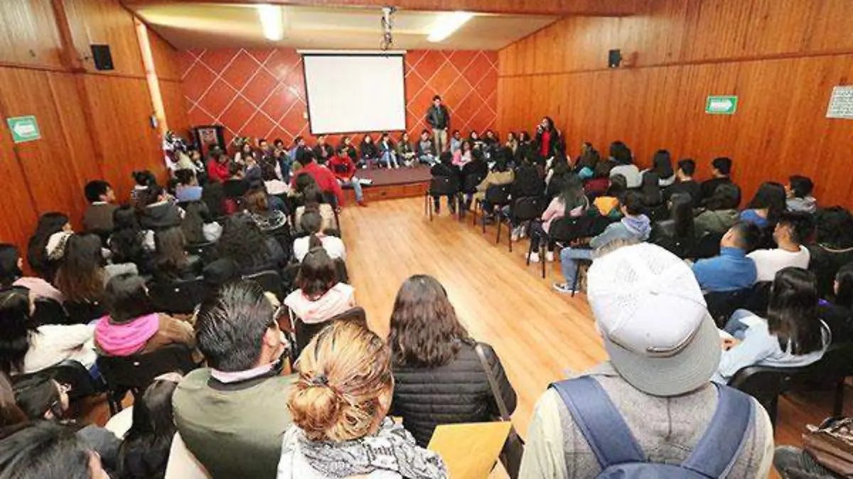 LLEVÓ