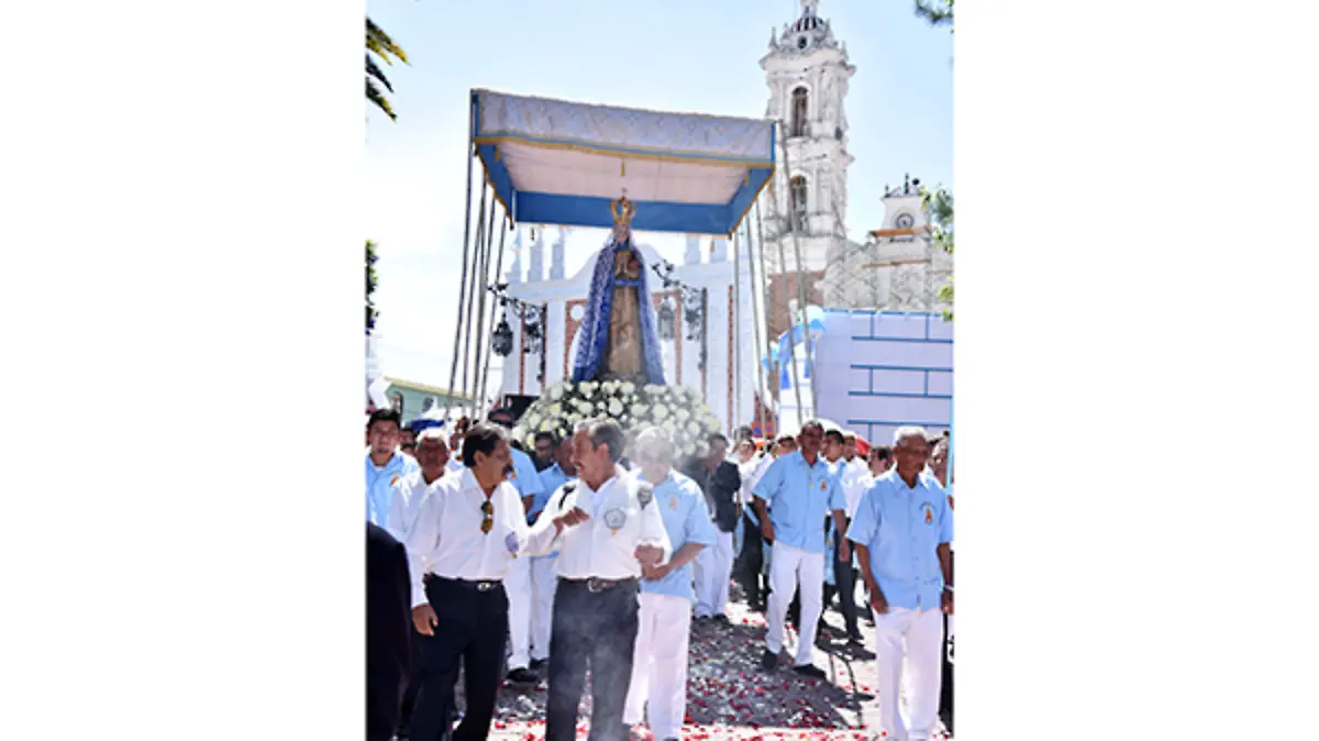 Caballeros-de-la-Virgen--(2)