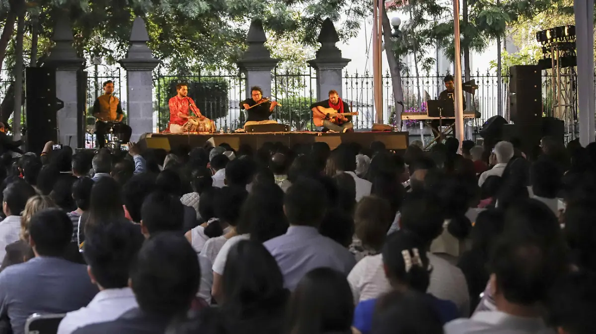 cervantino  (2)