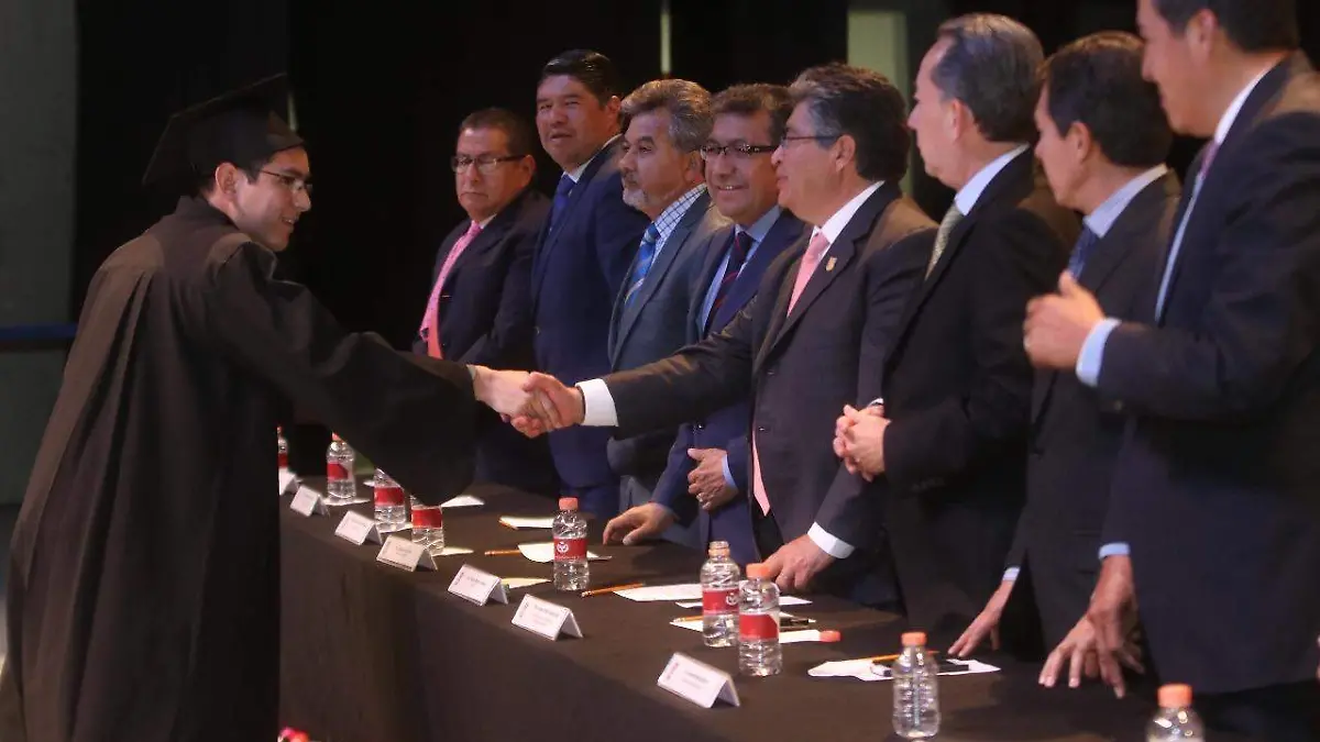 Uat Graduación  (1)