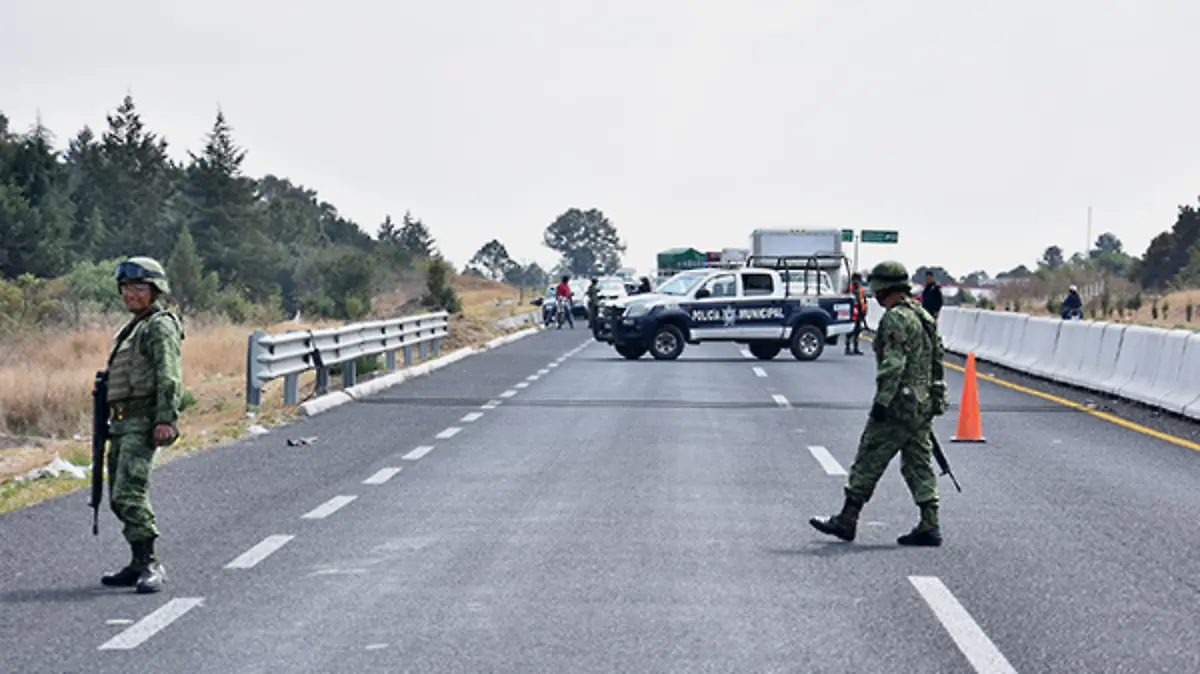 MILITARES-(2)