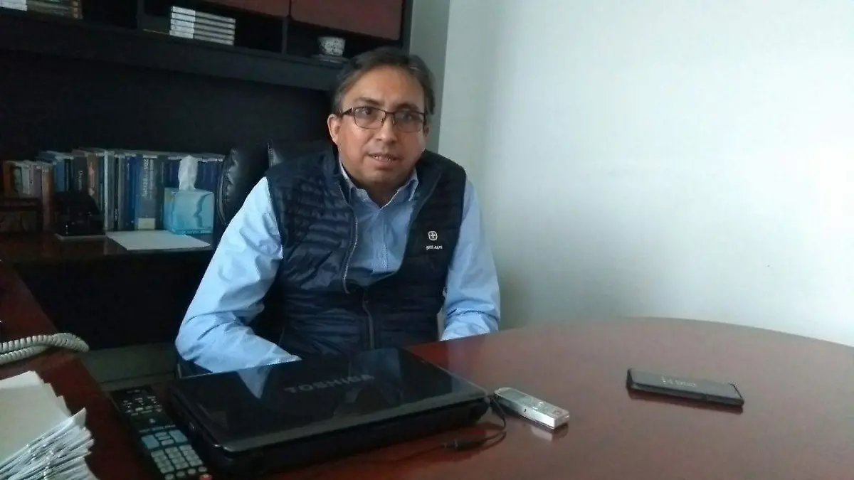 CARLOS CARREÓN MEJÍA 03