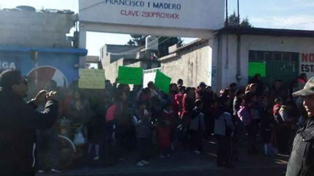 CIERRAN-PADRES-3