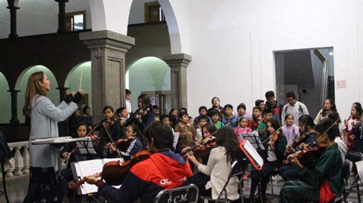 Cartelera-Casa-de-1