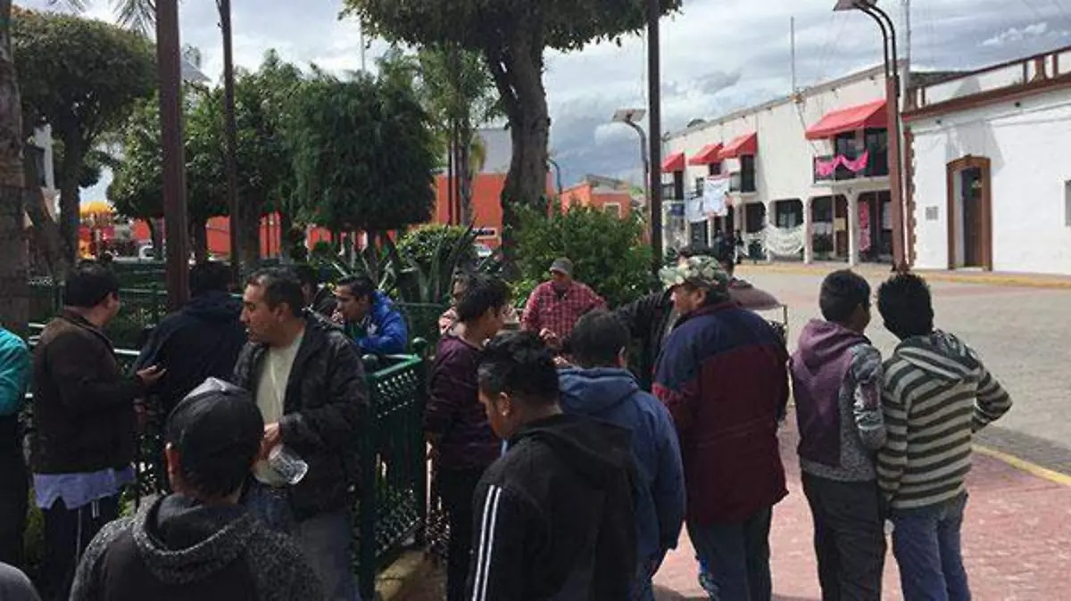 MOTOTAXISTAS-(2)